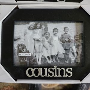 Black Matte photo frame with stand 4 x 6. Cousins silver color logo